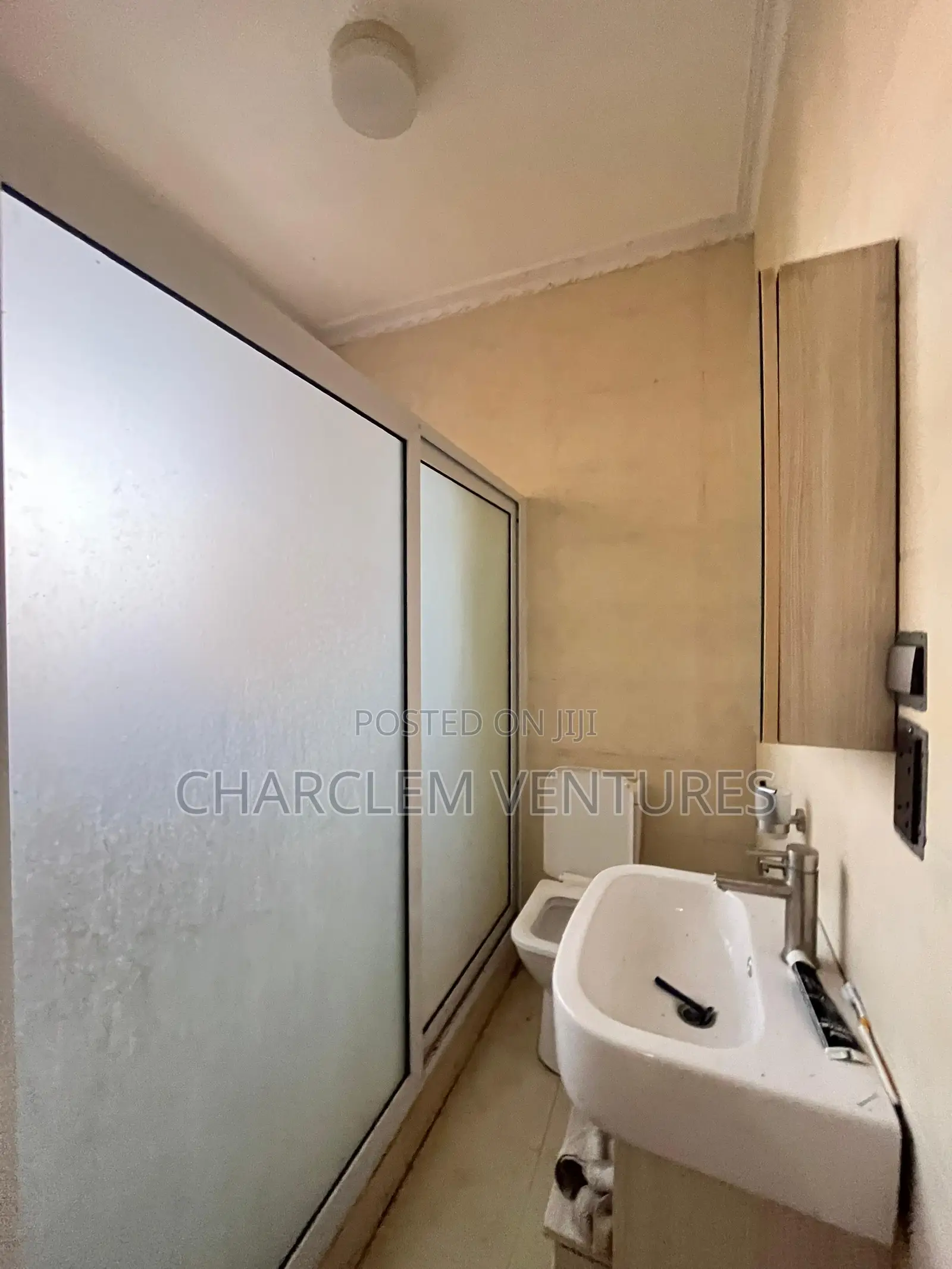 2bdrm Apartment in Charclem Ventures, East Legon for rent