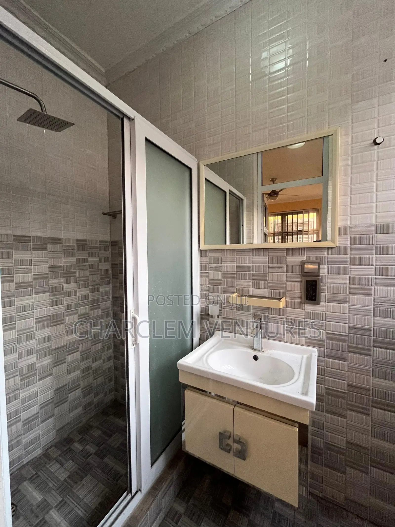 2bdrm Apartment in Charclem Ventures, East Legon for rent