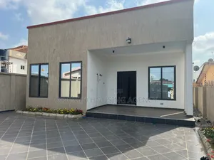 3bdrm House in Bronko Housing, Spintex for rent