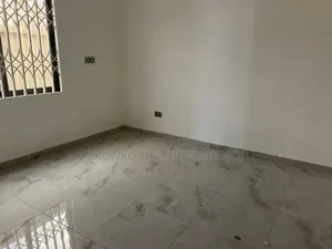 3bdrm House in Bronko Housing, Spintex for rent