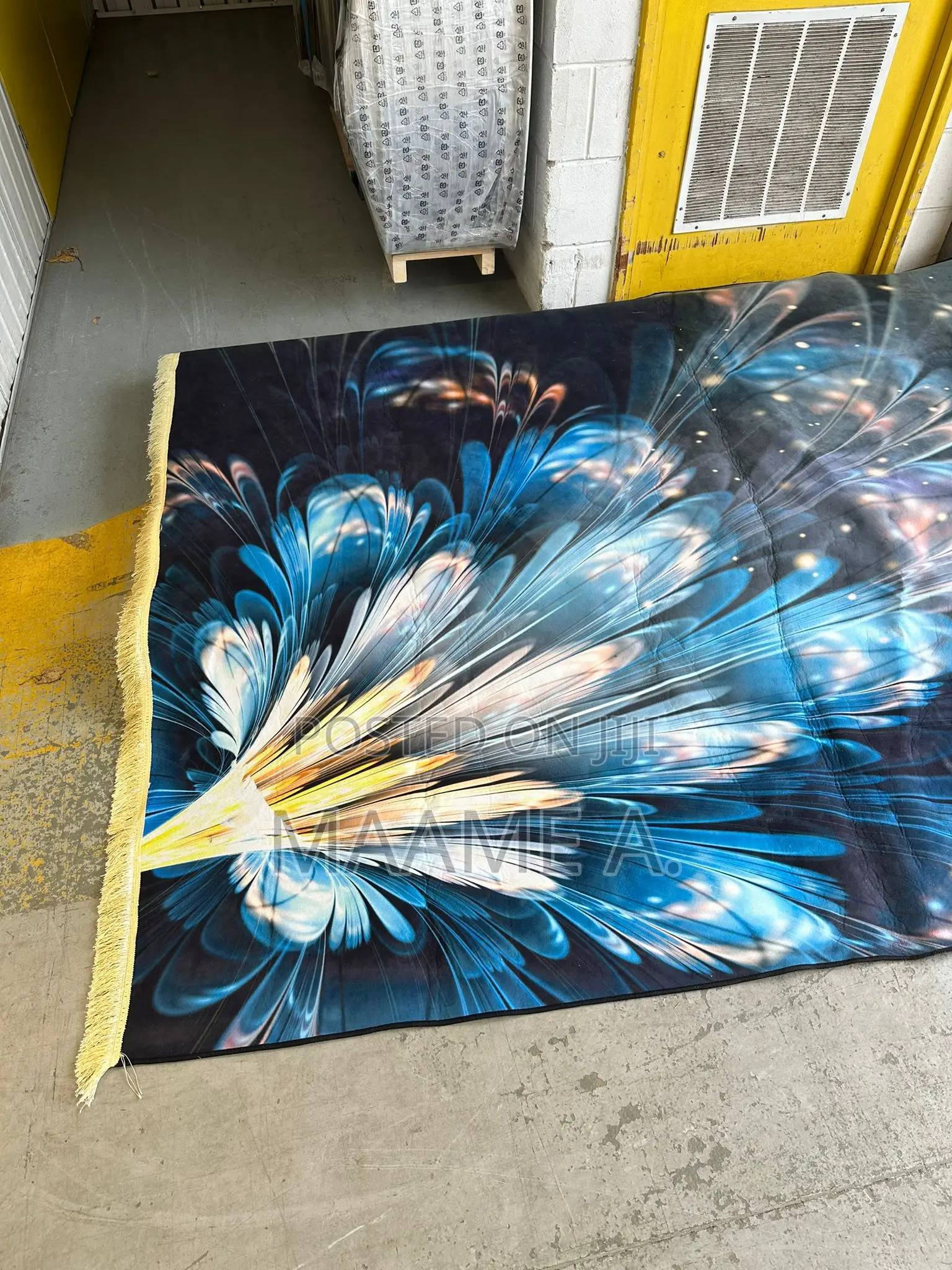 4 Rugs in Different Colours