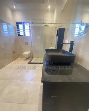 4bdrm House in American House, East Legon for sale