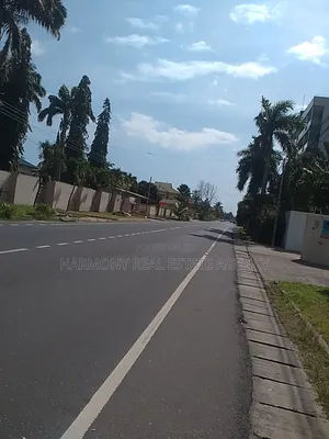 5bdrm House in Airport Residential Area for rent