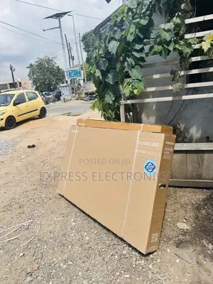 Tizen Os UHD Smart Glossy Samsung 65”DU7000