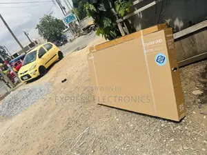  Upscale UHD Smart Samsung 65”Du7000