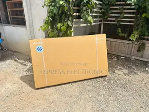 Samsung Ultra Modern Slim UHD Smart 65”DU8000