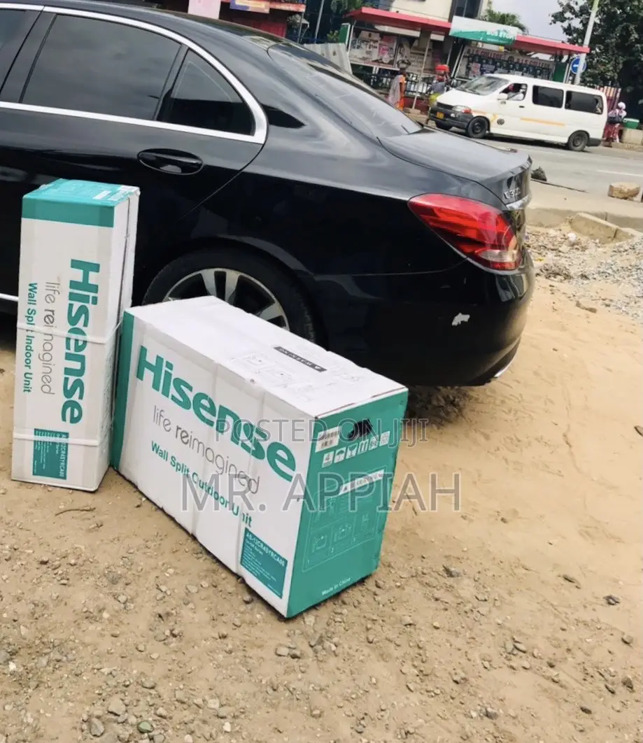 Non Inverter Electric Hisence 1.5hp Air Conditioner.
