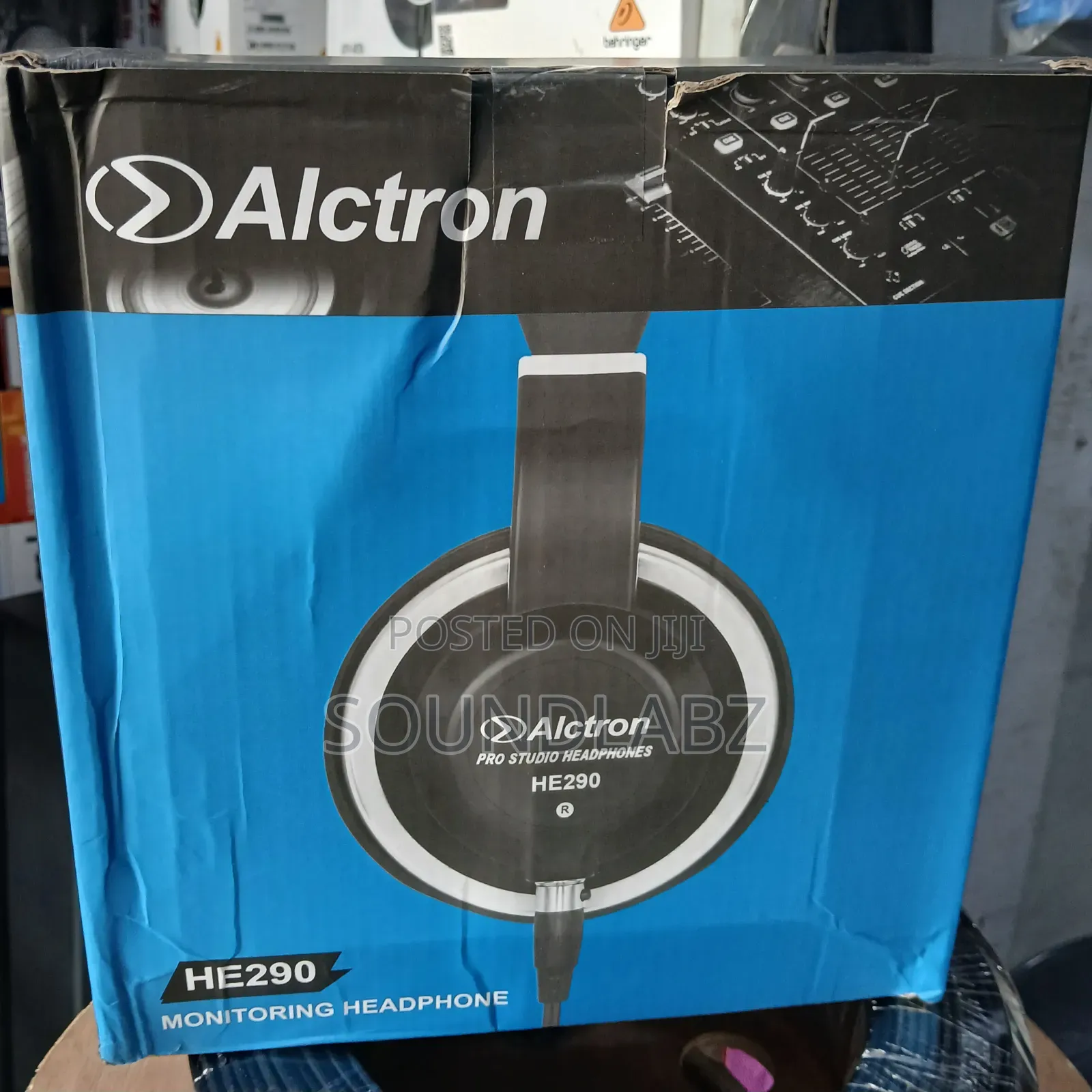 Alctron HE290 Pro Studio Monitoring Headphones