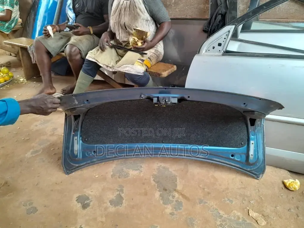 Toyota Corolla 2010 Boot