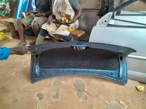 Toyota Corolla 2010 Boot