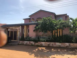 9bdrm Duplex in Kokrobite Road, Awutu Senya East Municipal for sale