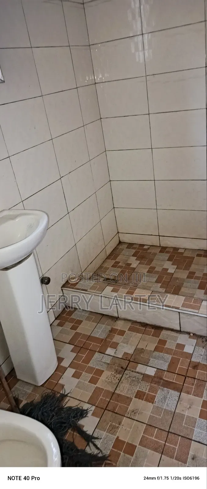 2bdrm Apartment in Jerry Lartey, McCarthy Hill for rent