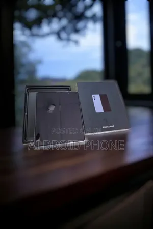 New Samsung Galaxy Z Fold 5 256 GB Black
