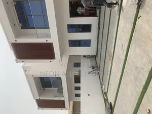 4bdrm House in Silverwood Residence, East Legon for sale