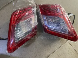 Toyota Camry 2010 Boot Light