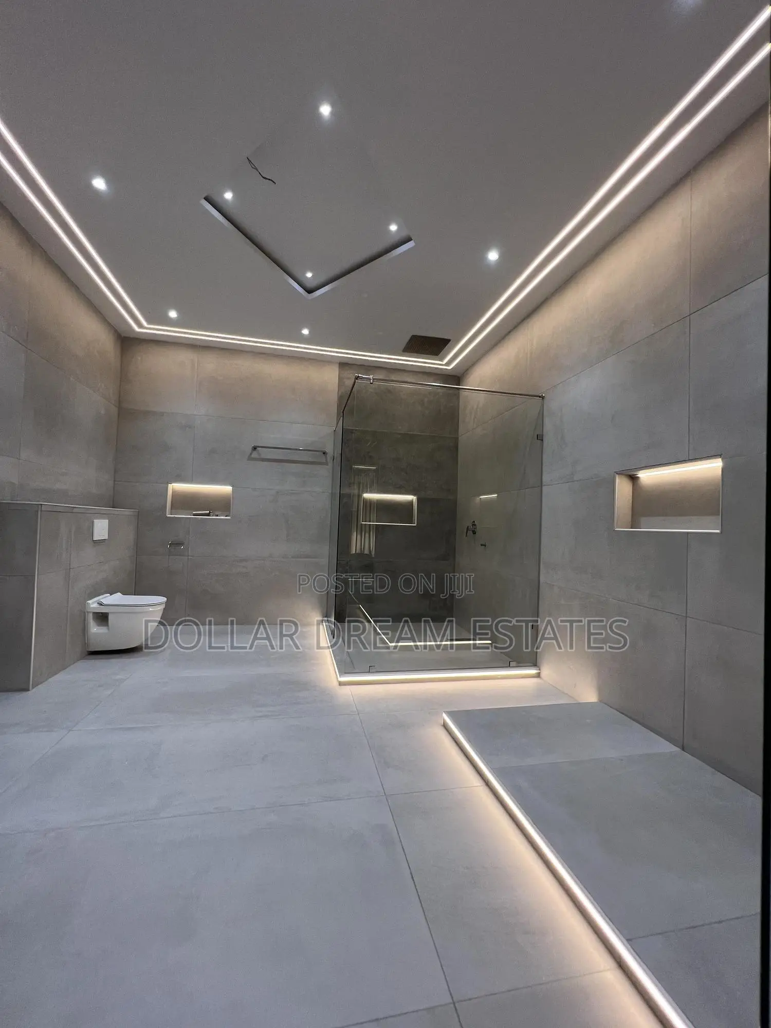 Furnished 5bdrm House in Ashaley Botwe for sale