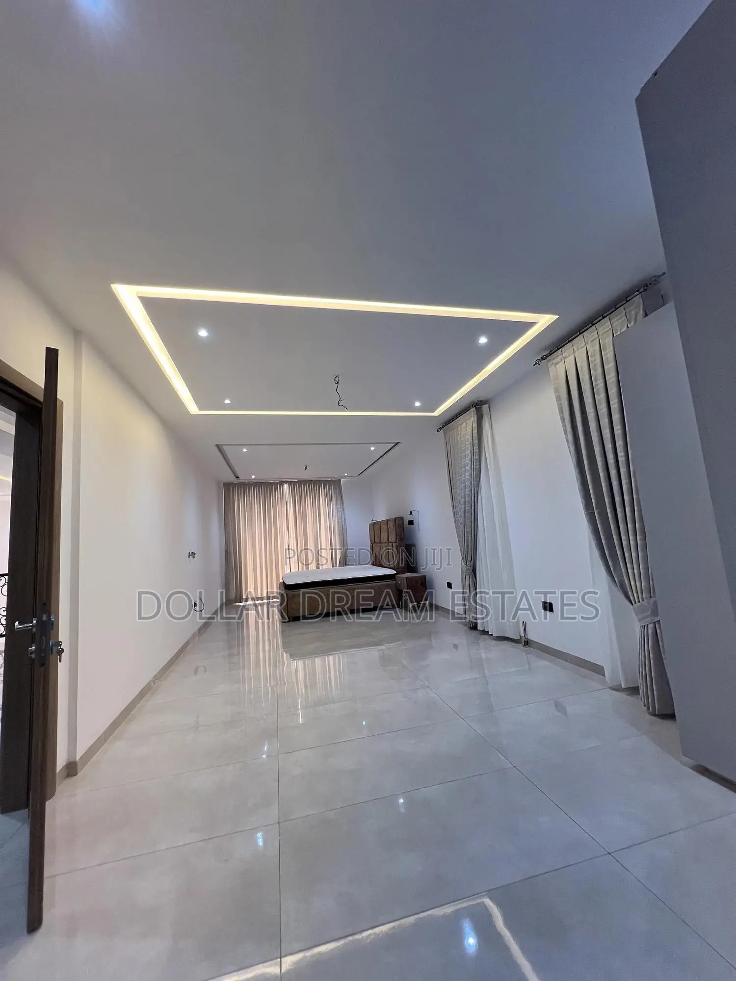 Furnished 5bdrm House in Ashaley Botwe for sale