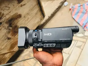 Capture Stunning Moments With Sony HDR Cx900e