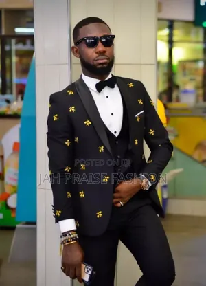 3 Pieces Fashioned Suit