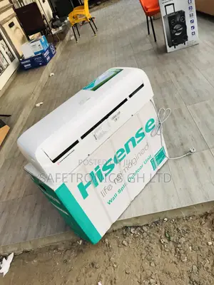 Fast Freezing 1.5 Hp White Hisense Airconditioner ~~