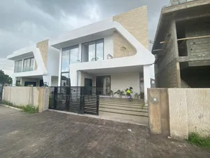 3bdrm House in Achimota Petroleum for sale