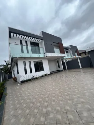 4bdrm House in Testimonial Building, Adenta for sale