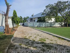 0.75 Acre of Prime Land for Sale at Ringway Estate