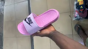 Nike Benassi Slides for Ladies