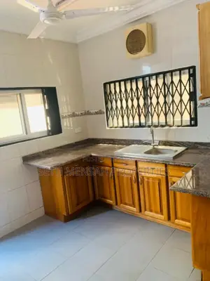 3bdrm House in Skm Properties, Airport Residential Area for rent