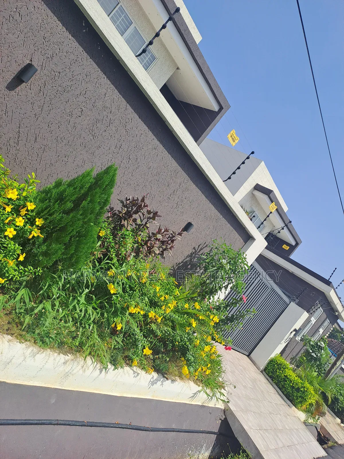 2bdrm Apartment in Abelemkpe for rent