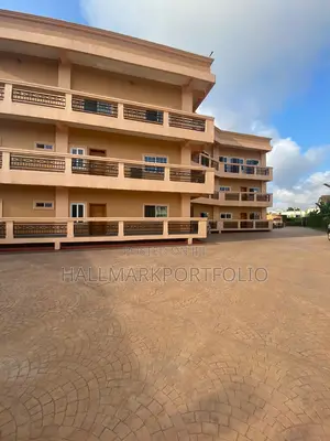 3bdrm Apartment in Apartment Complex 6, US Embassy Area for sale