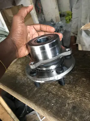 Front Hub Pair for Honda Pilot 2006 Upwards