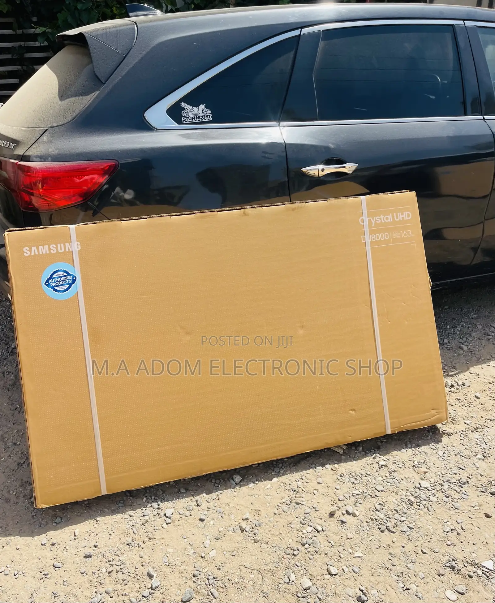 Brand New Samsung 65DU8000 65” Crystal Uhd Smart Television.