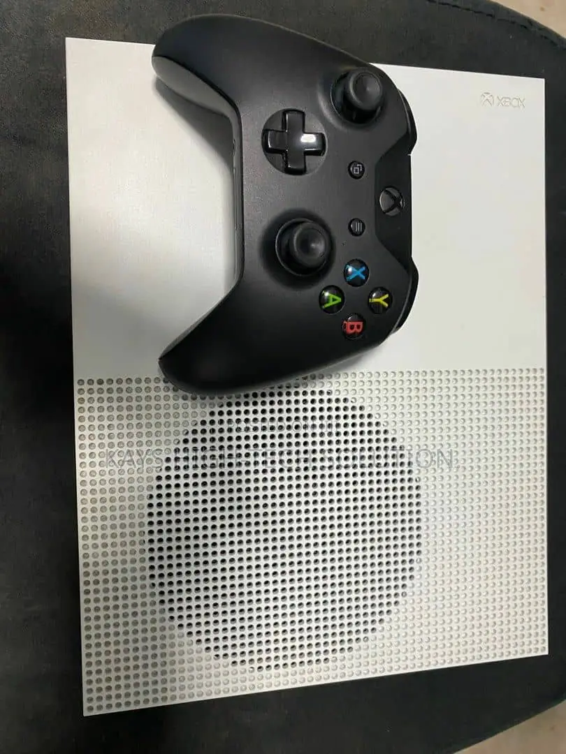 Xbox One S With 1 Controller, Fc 26 Other Games