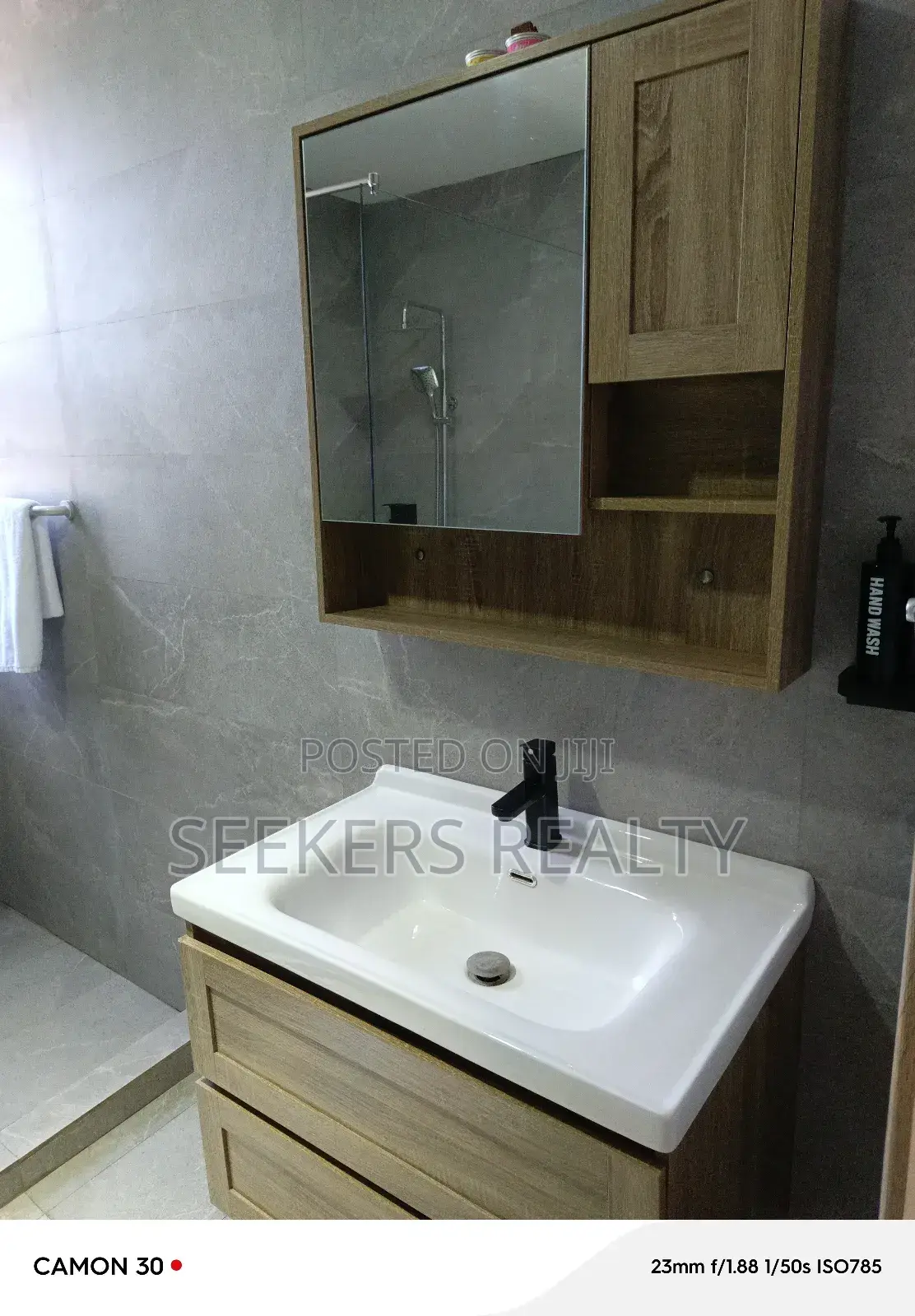 Furnished 1bdrm Apartment in Seekers Realty., Osu for rent