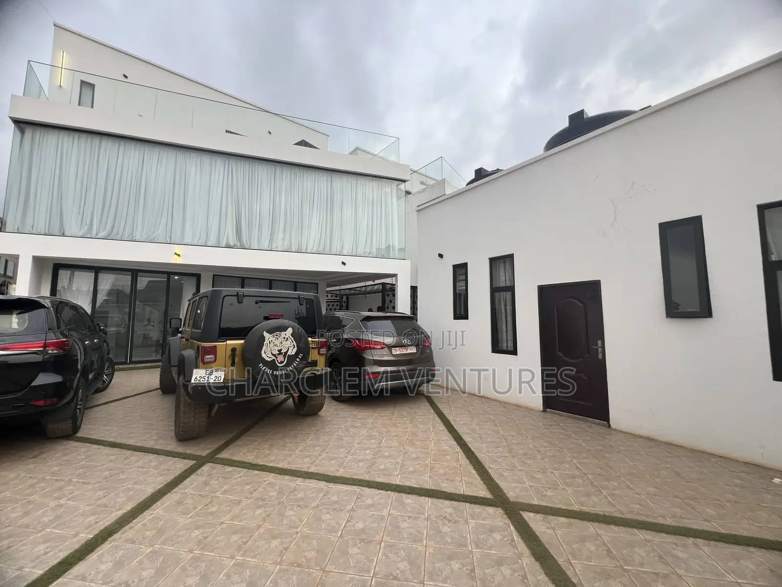 5bdrm House in Charclem Ventures, East Legon for sale