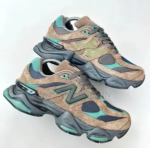 New Balance Sneakers