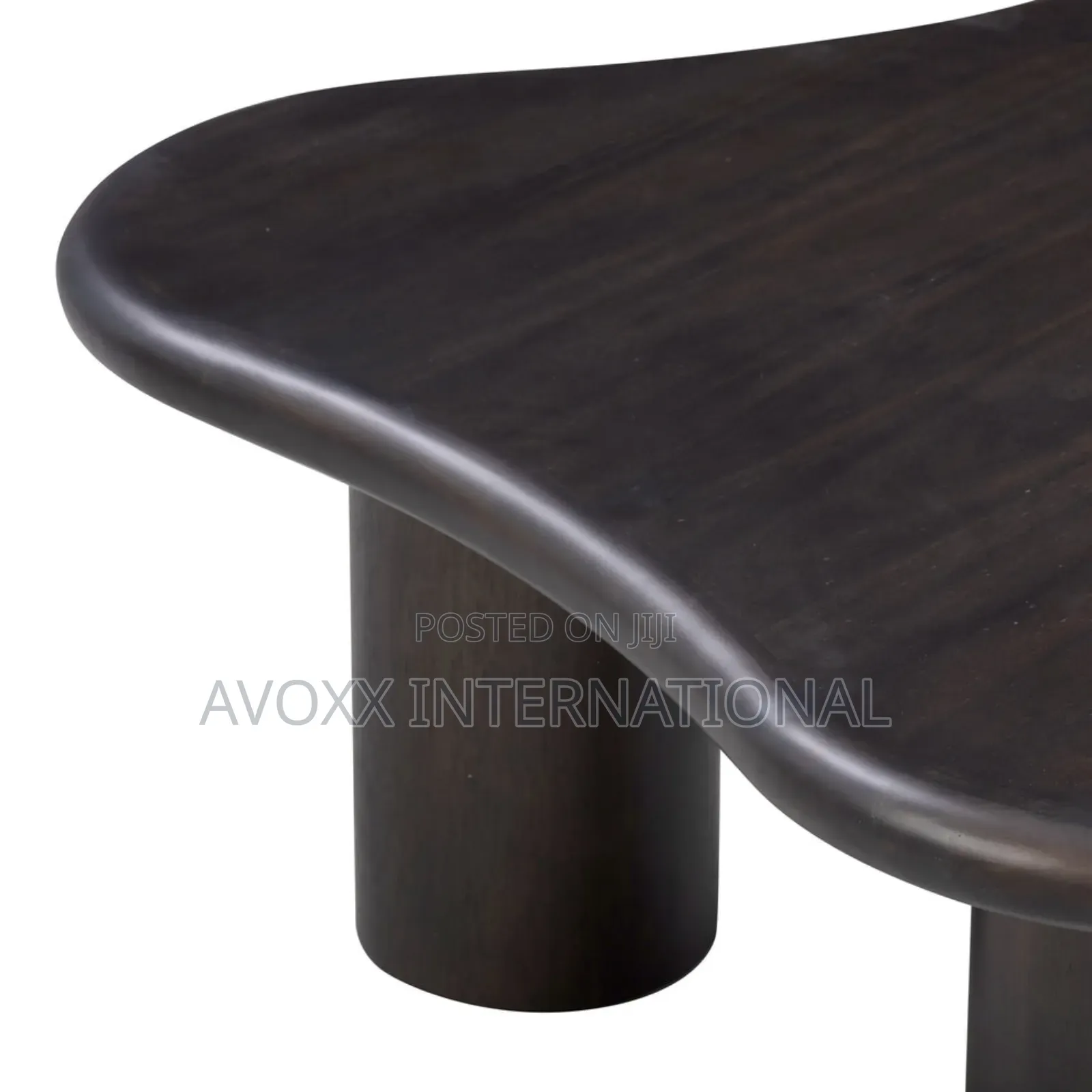 Gotham Acacia Coffee Table/ Onyx Black 
Tov-Oc54187