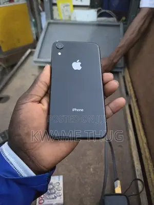 New Apple iPhone XR 128 GB Black