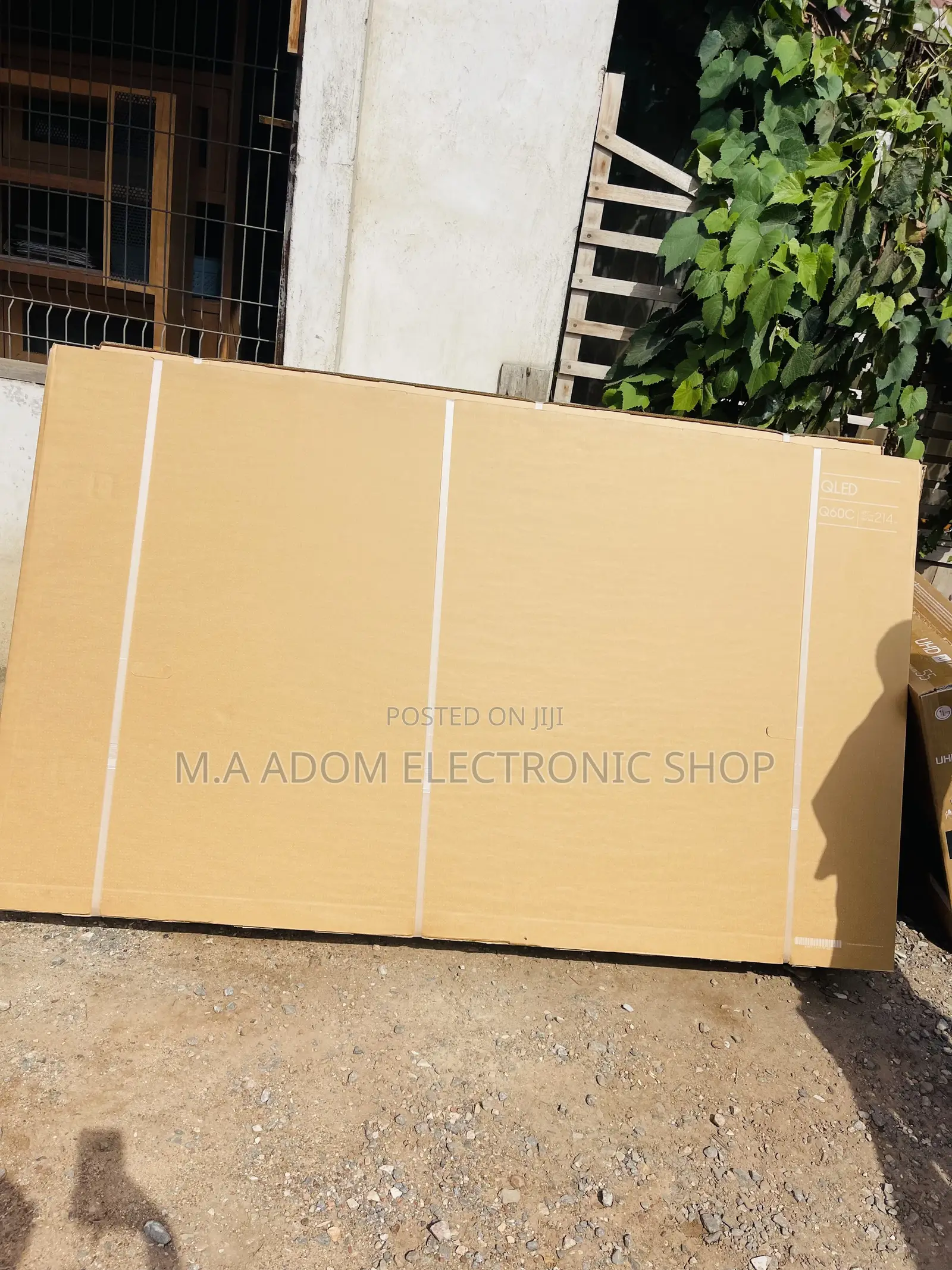 Authentic Samsung 75q60c 75 Inch Qled Smart Television.