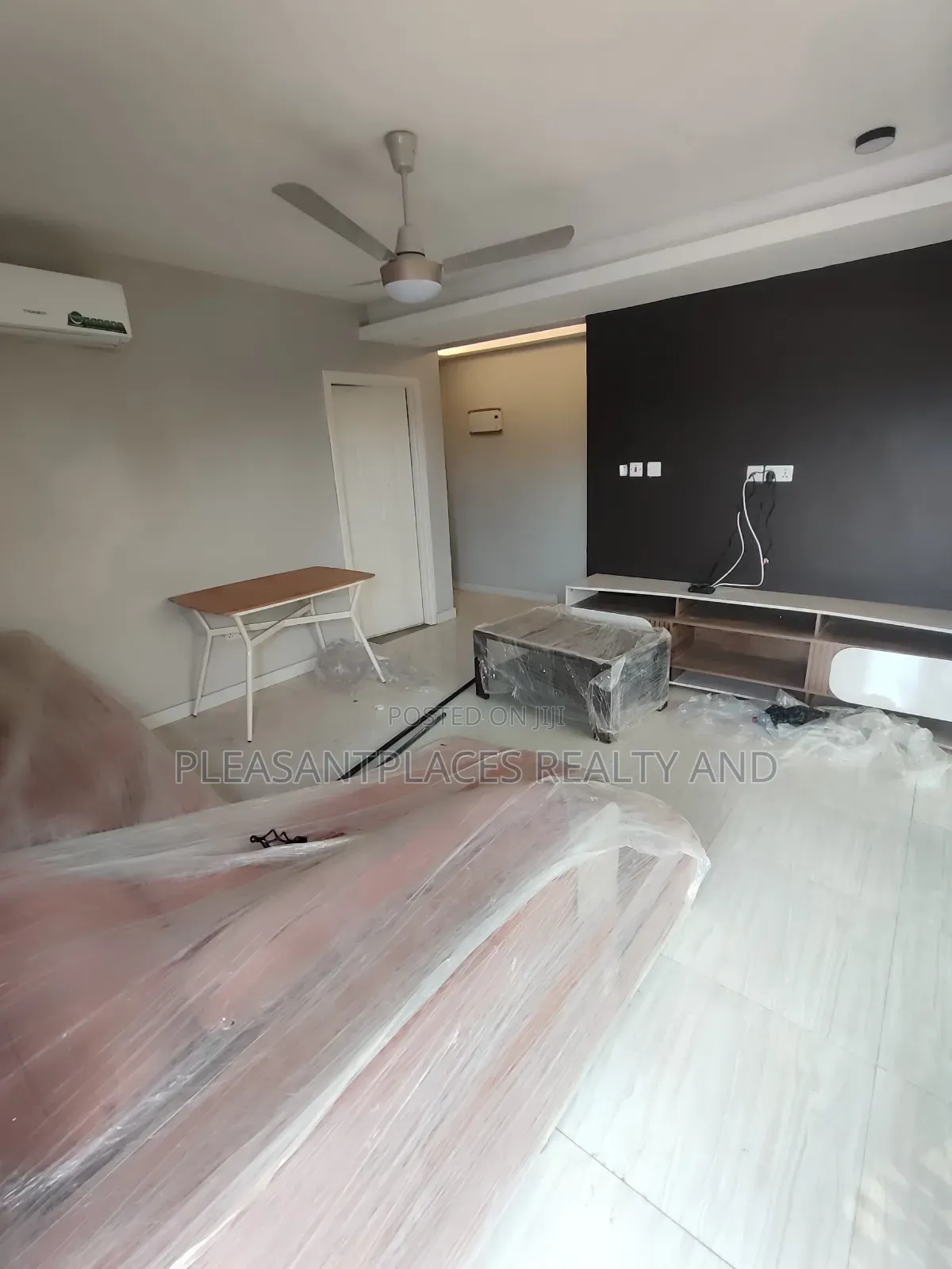 Furnished 2bdrm Apartment in Pleasantplaces, Ability for rent