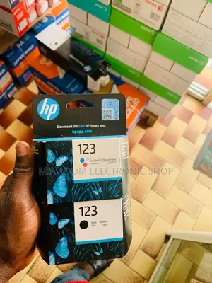 Vibrant Colors and Sharp Text With Tri Color 123hp Cartridge