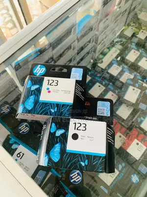 HP 123 Tri-Color Ink Cartridge: Keep Your Colors Vibrant