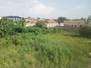 One Plot of Land for Sale in Santasi Anyinam
