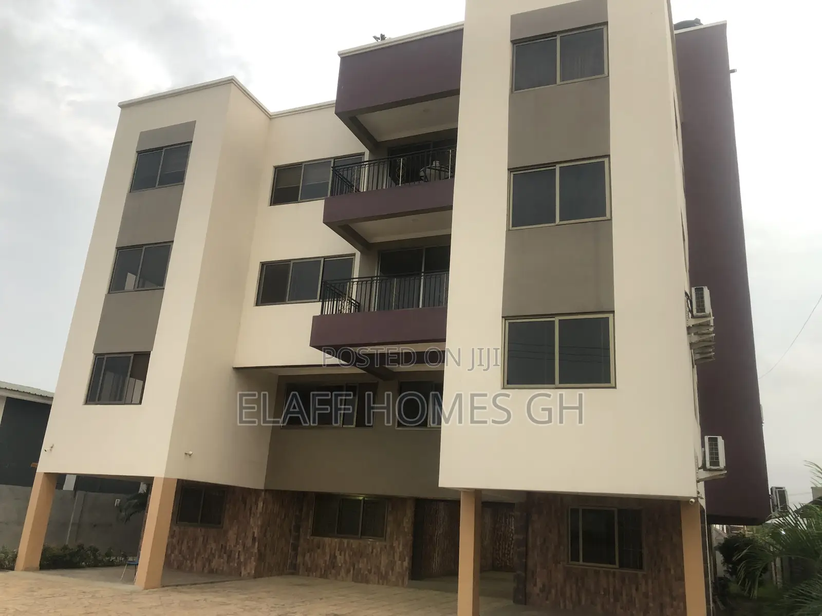 3bdrm Apartment in Elaffhomesgh, East Legon for rent