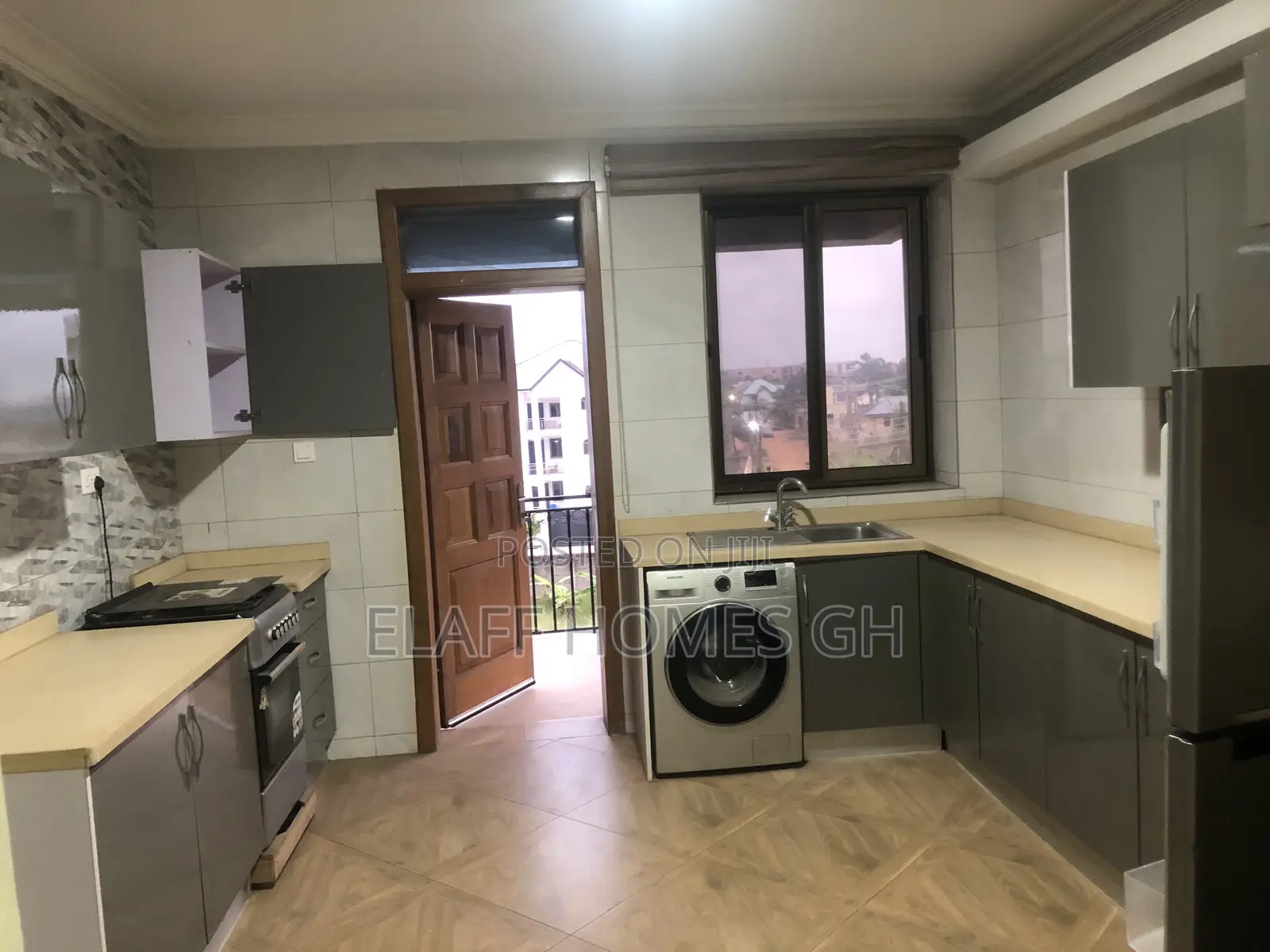 3bdrm Apartment in Elaffhomesgh, East Legon for rent