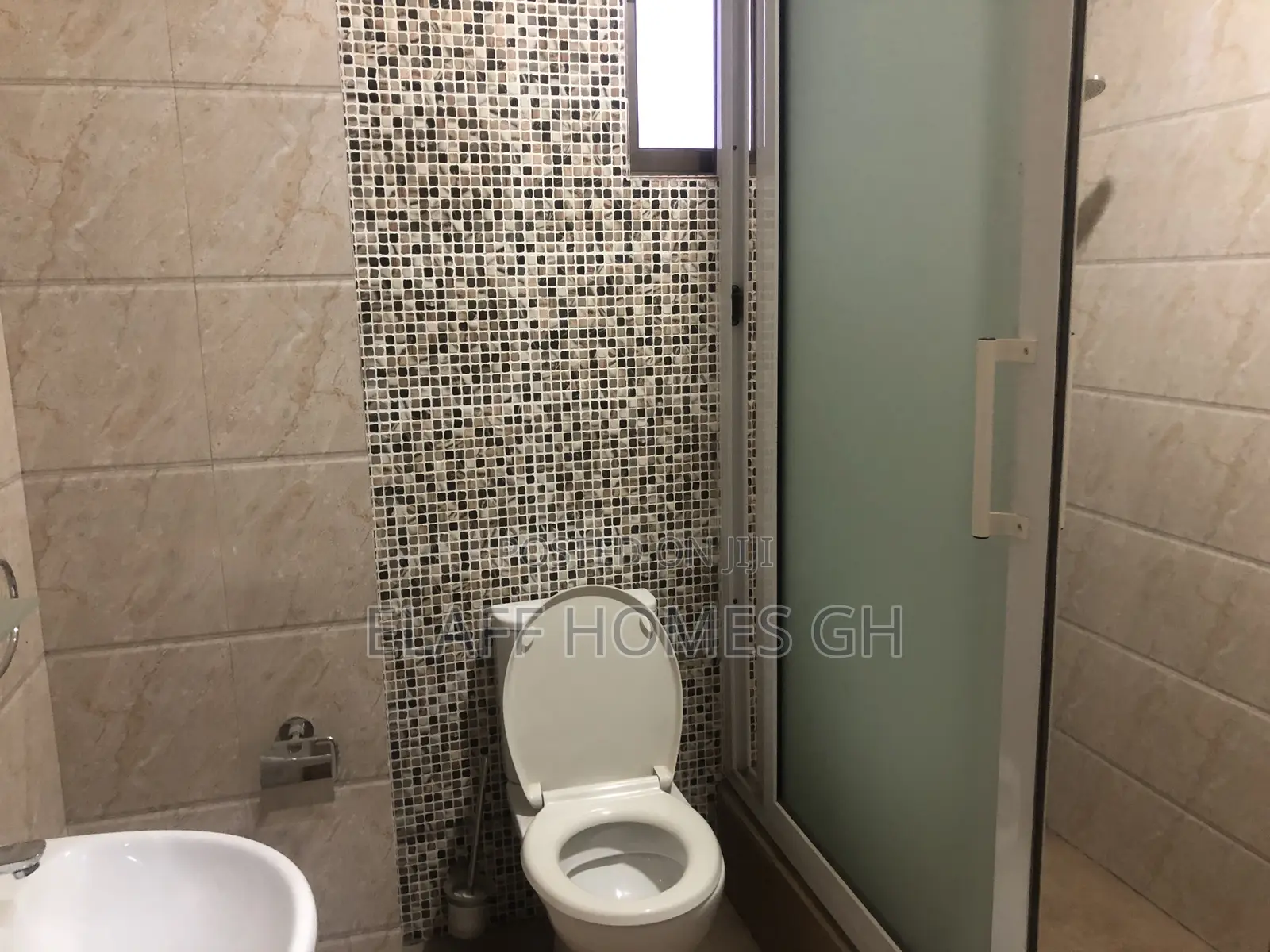 3bdrm Apartment in Elaffhomesgh, East Legon for rent