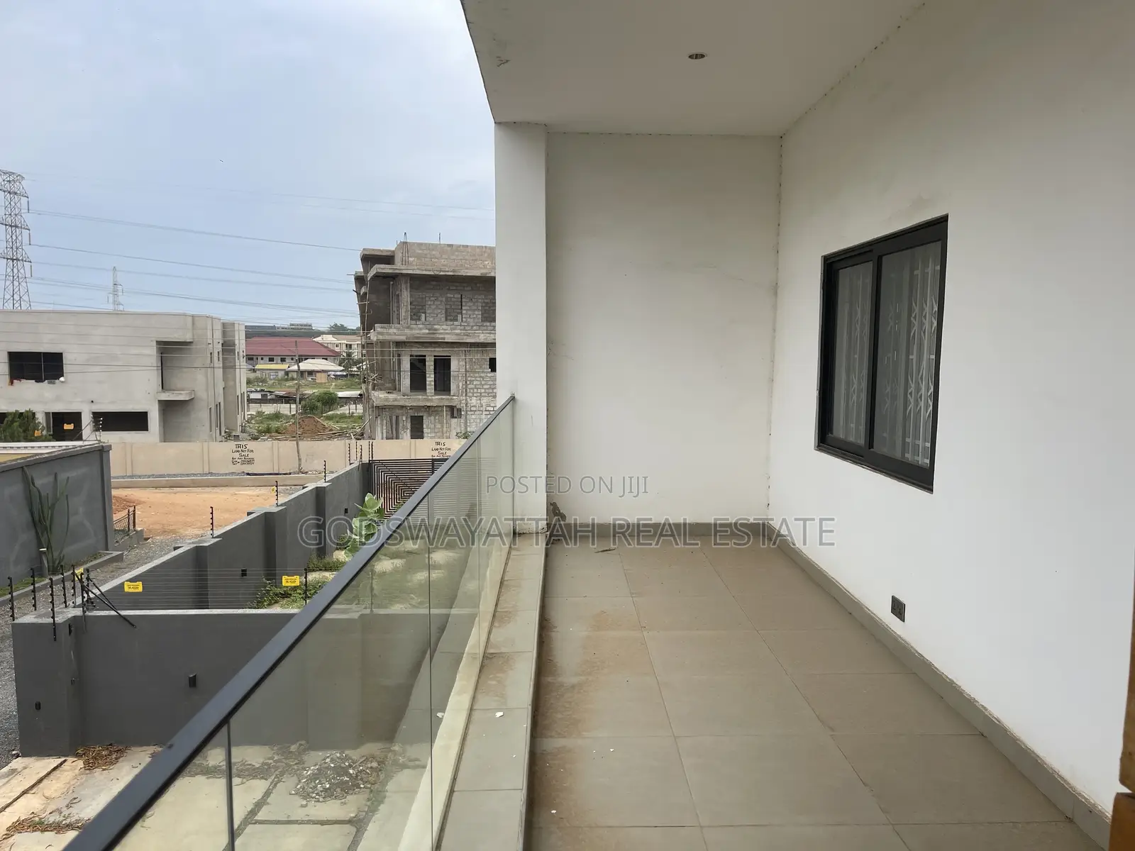 4bdrm House in East Legon, Adjiriganor for sale
