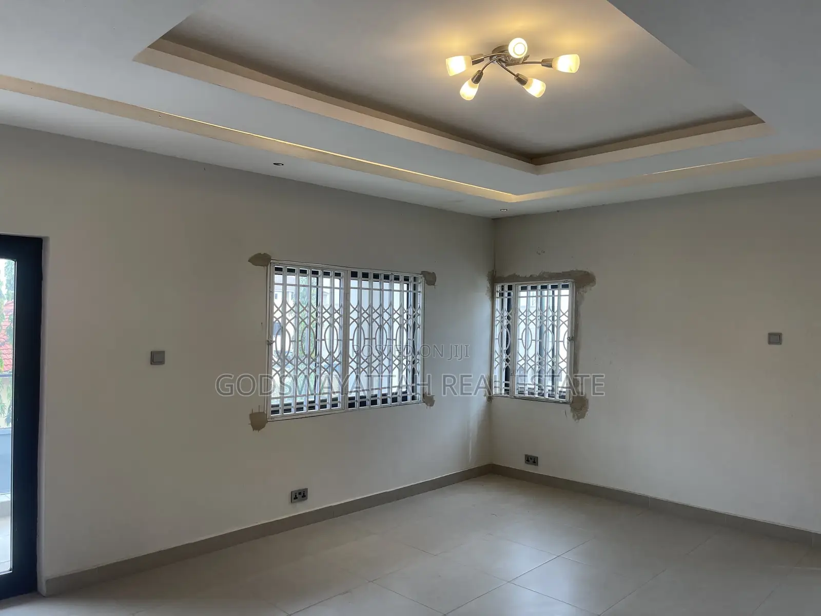 4bdrm House in East Legon, Adjiriganor for sale
