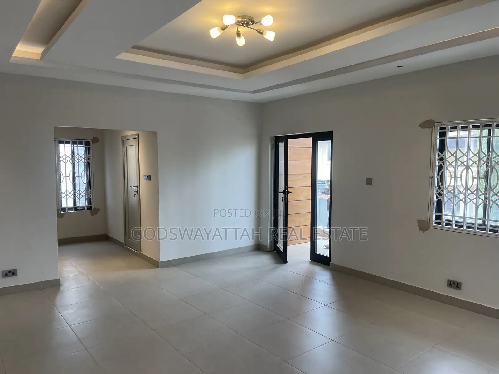 4bdrm House in East Legon, Adjiriganor for sale